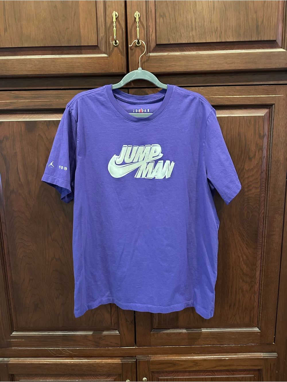 Jump man tee in purple sz XL